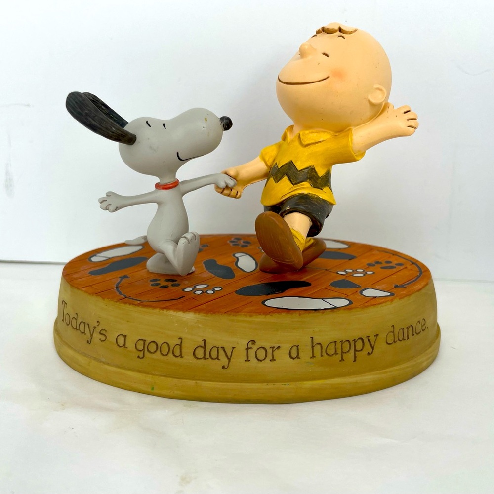 Hallmark Peanuts Figurine Today Is A Good Day For A Happy Dance Snoopy Charlie